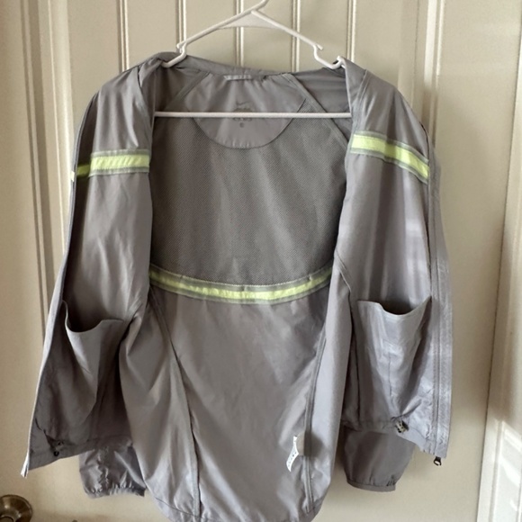 Nike full zip gray line windbreak XS jacket - Picture 6 of 9